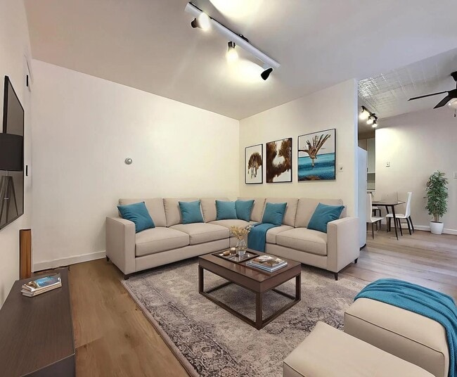 Building Photo - 1919 Willow Ave