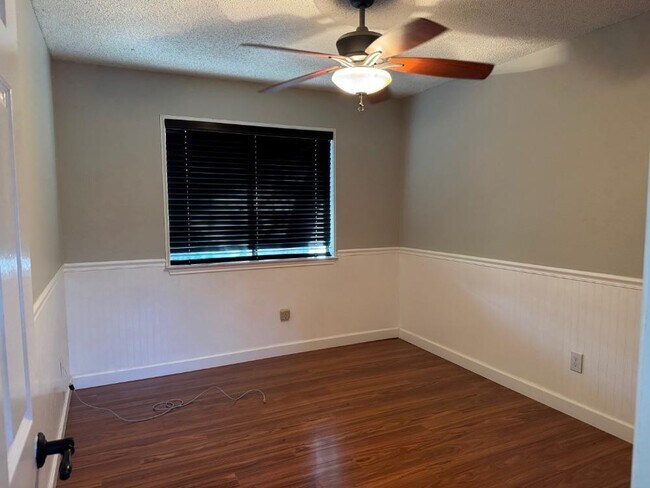 Building Photo - 12304 Boneta Cove