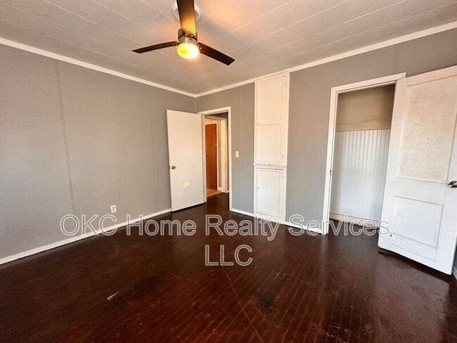 Building Photo - 2144 NW 36th St