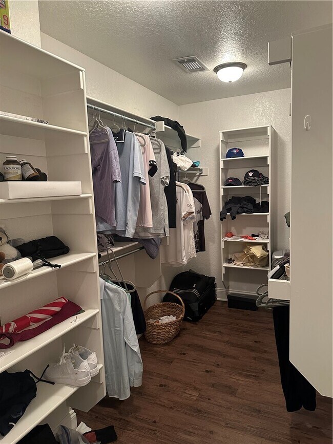 Building Photo - 3903 S W Capstone Ave