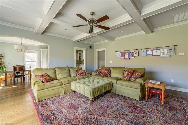 Building Photo - Executive home in popular Lewisville
