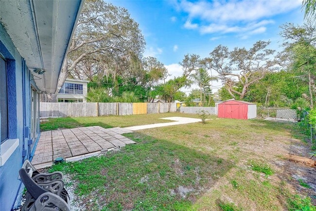 Building Photo - 1668 Cleveland St