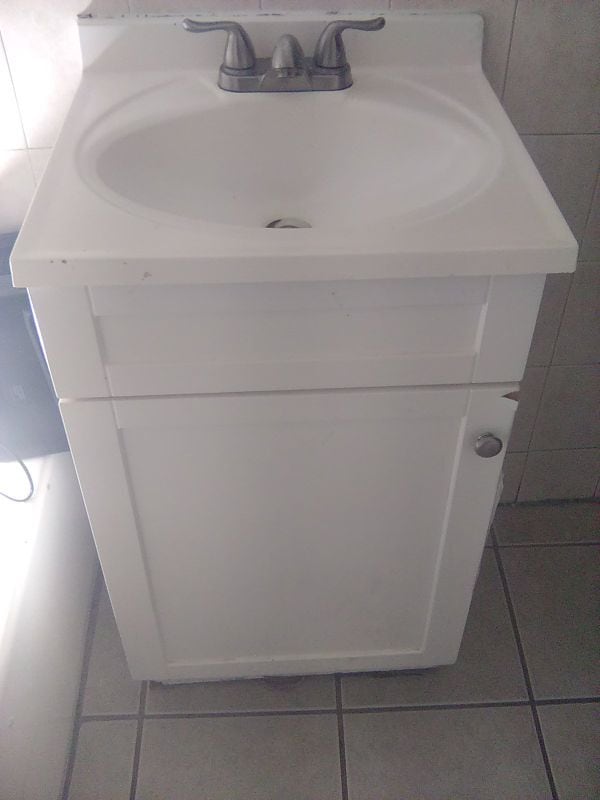 Building Photo - 89 Maple St