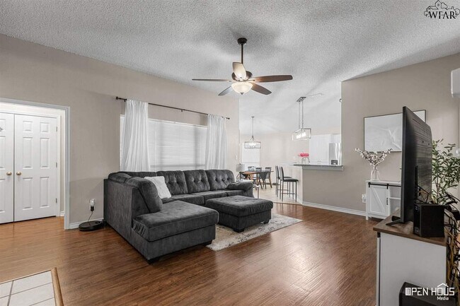 Building Photo - 6036 Van Dorn Dr