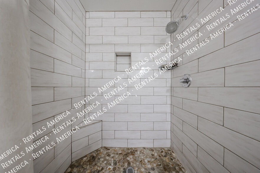 Building Photo - 1713 W Oraibi Dr