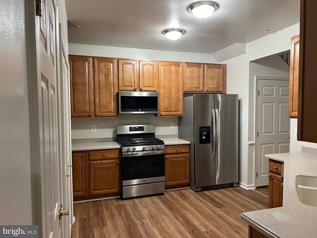 Building Photo - 2003 Connor Ct