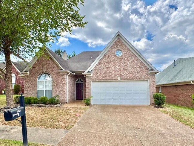 Primary Photo - Cordova- Great Location- 3 bedroom/2bath h...