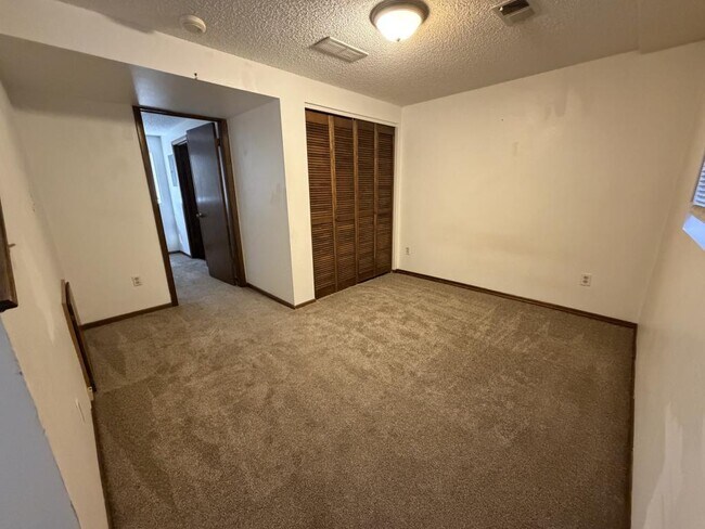 Building Photo - 418 Mulberry Dr