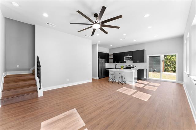 Building Photo - 612 N Robinson St