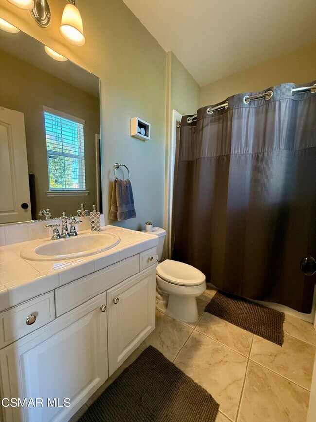 Building Photo - 60 Via el Toro