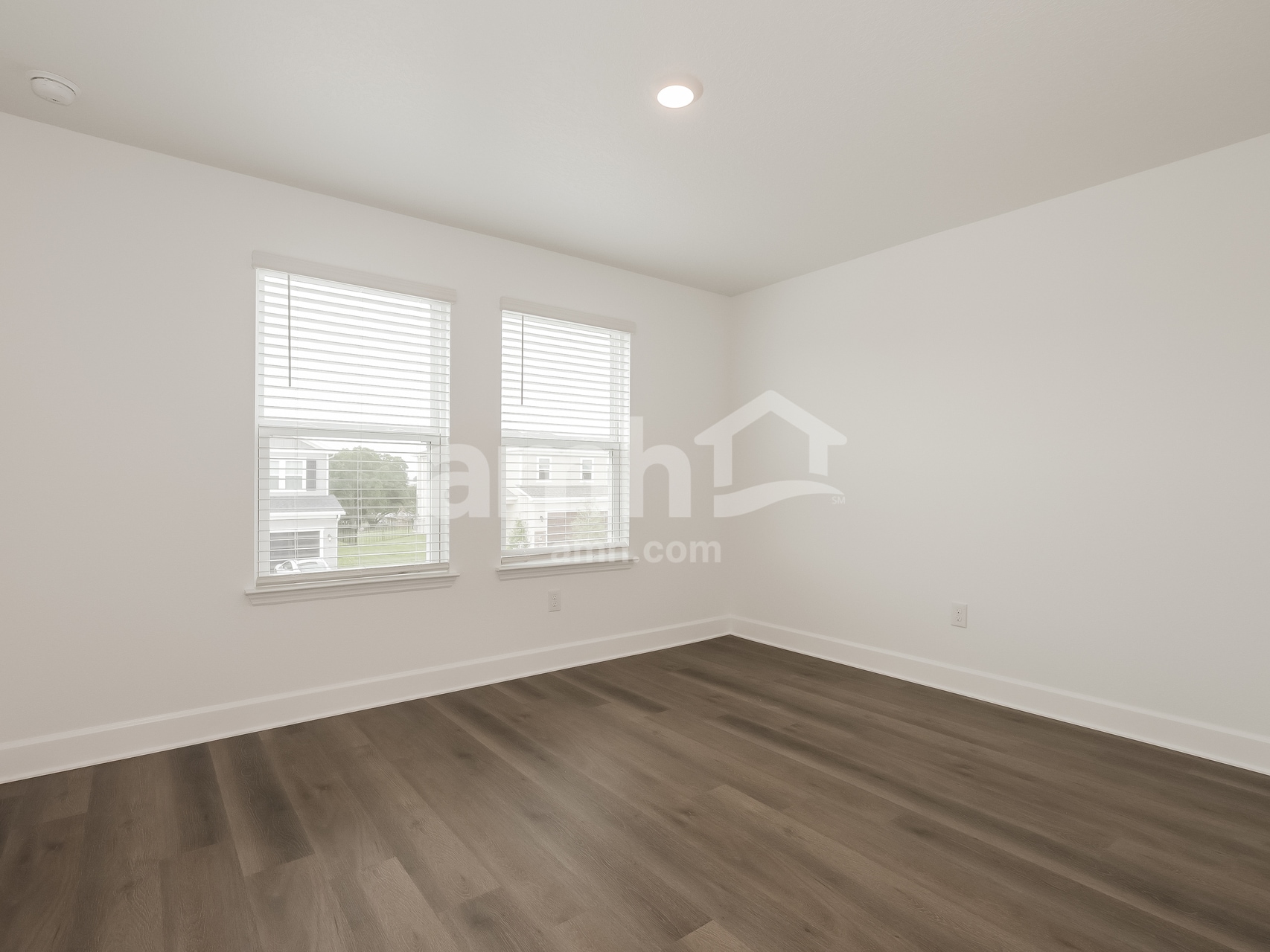 Building Photo - 37956 Dusty Saddle Ln