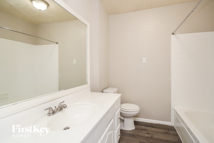 Building Photo - 8634 Huntermoor Cir
