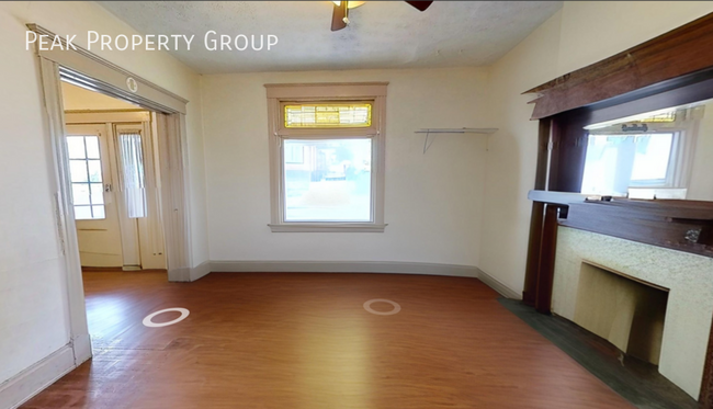 Building Photo - 2545 Vestry Ave