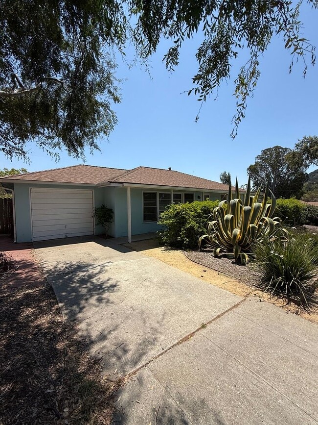 Building Photo - A very Close to Cal Poly Rental available!...