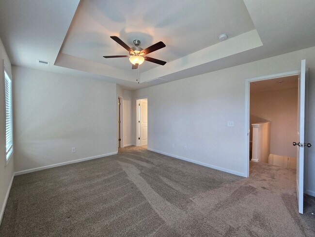 Building Photo - 1032 Crescent Moon Lp
