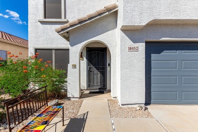 Building Photo - 18452 El Amancer