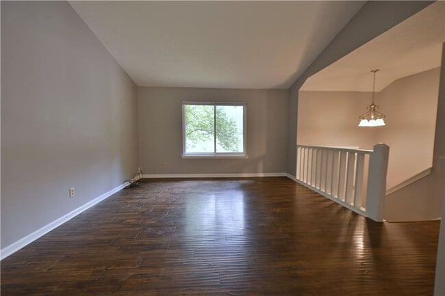 Building Photo - 459 Ridgetop Dr NW