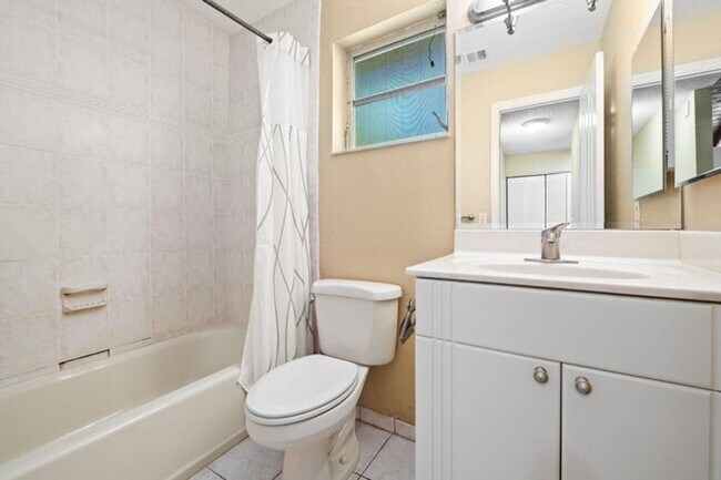 Building Photo - 2229 Nova Village Dr
