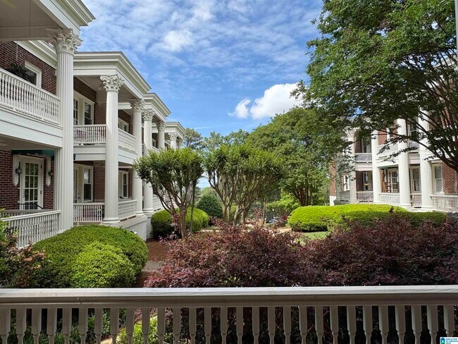 Building Photo - 3809 12th Ct S