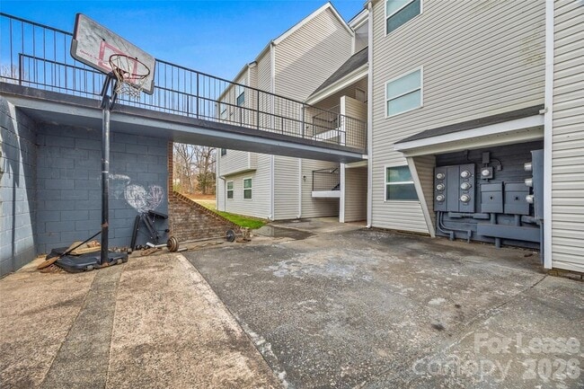 Building Photo - 9119 Spyglass Pl