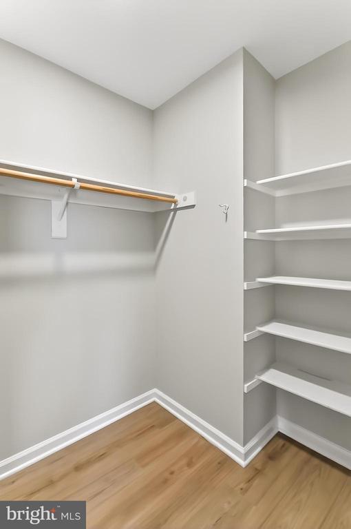 Building Photo - 2410 Dakota Lakes Dr