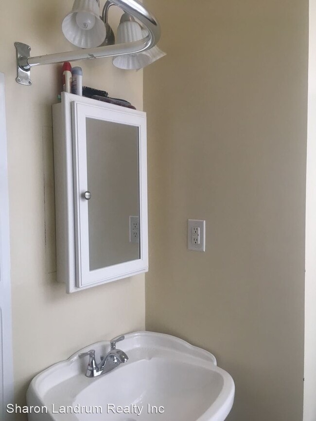 Building Photo - 1407 S 3rd St