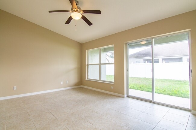 Building Photo - 4/3 Duplex Home in Poinciana Available, April 2026