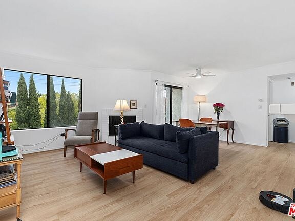 Building Photo - 3544 S Centinela Ave