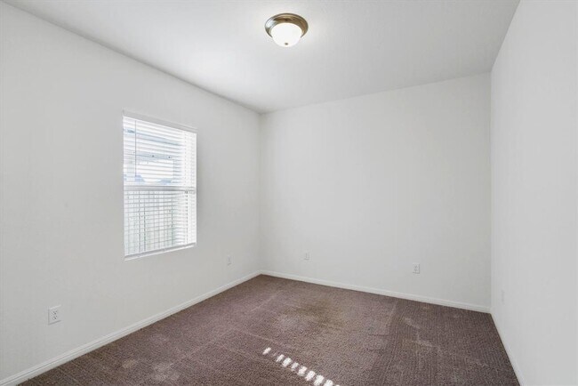 Building Photo - 19608 Caymus Dr