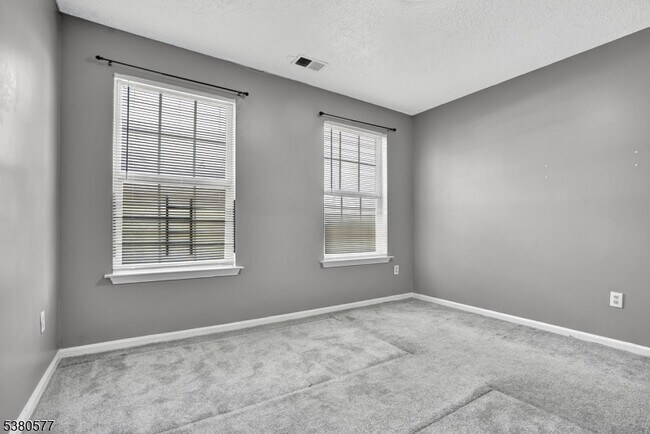 Building Photo - 94 13th Ave