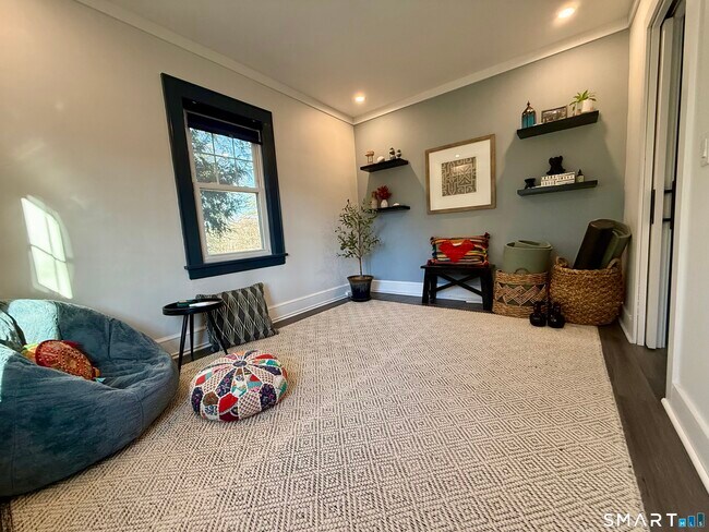 Building Photo - 12 Sunset Pass