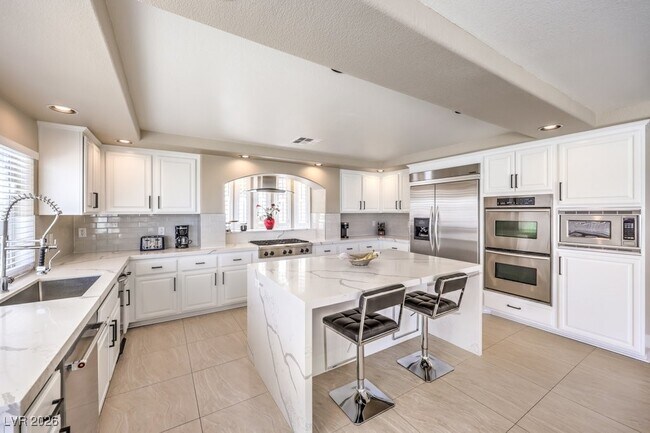 Building Photo - 11072 Pentland Downs St