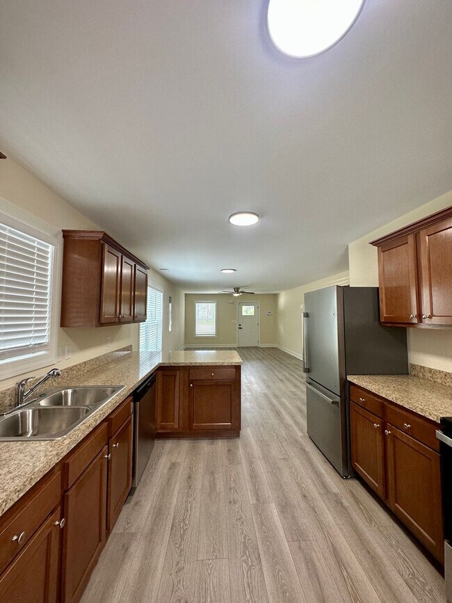 Building Photo - SPACIOUS NEWLY BUILT HOME
