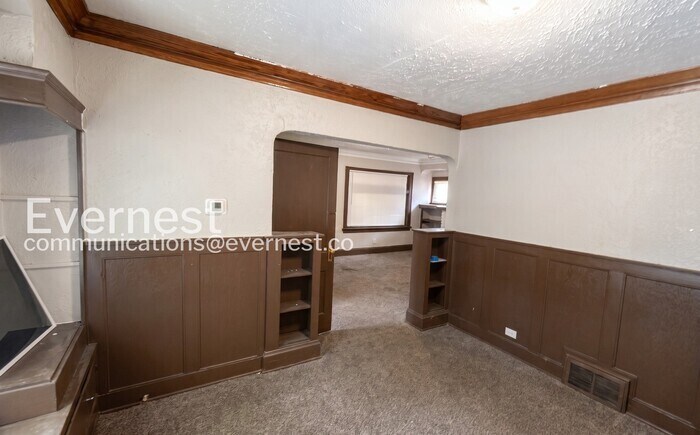 Building Photo - 12110 Lenacrave Ave