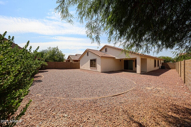 Building Photo - 12848 W Desert Mirage Dr