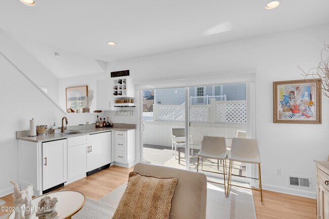 Building Photo - 973 Ocean Ave