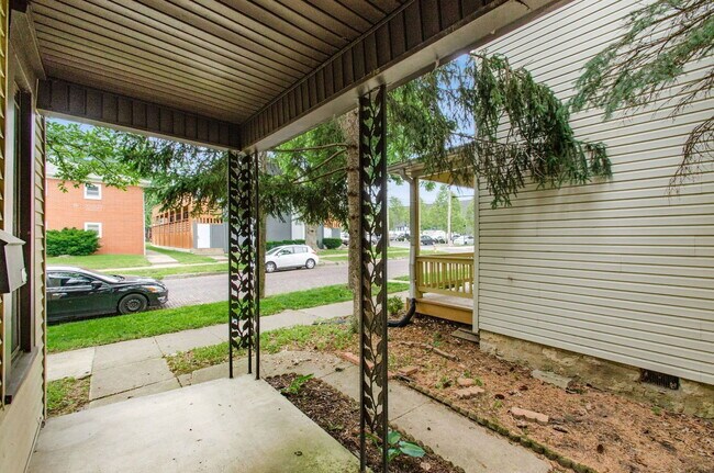 Building Photo - 45 McMillen Ave