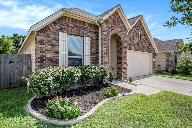 Primary Photo - 7043 Birnam Garden Lane
