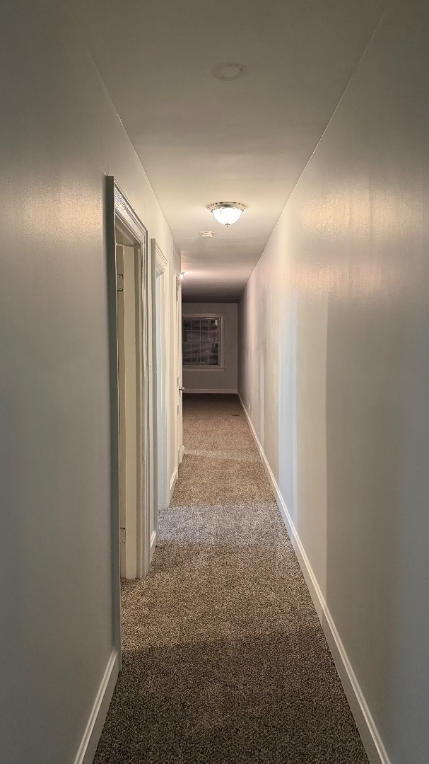 Building Photo - 914 Clark St