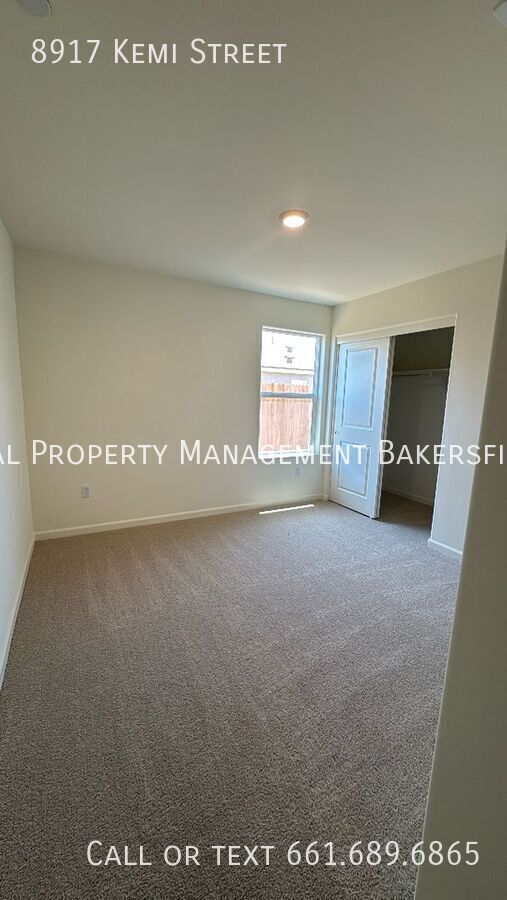 Building Photo - 8917 Kemi St