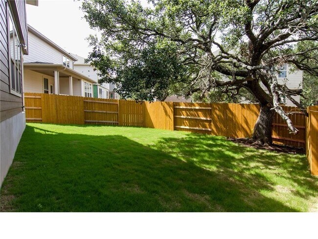 Building Photo - 14201 McCoy Lp