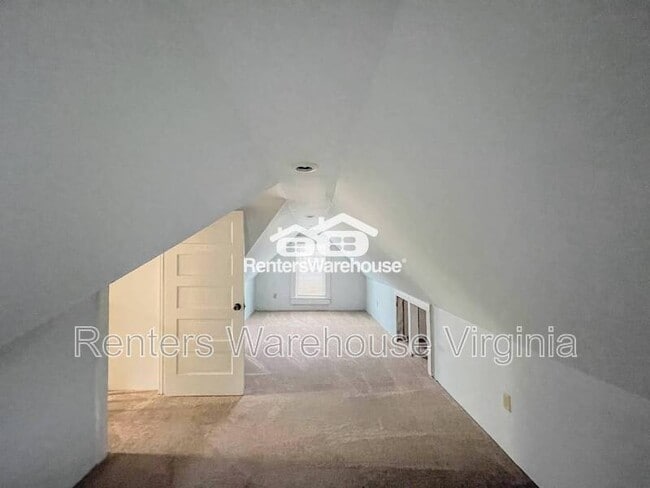 Building Photo - 9022 Chesapeake Blvd