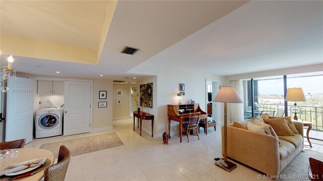 Building Photo - 11113 Biscayne Blvd