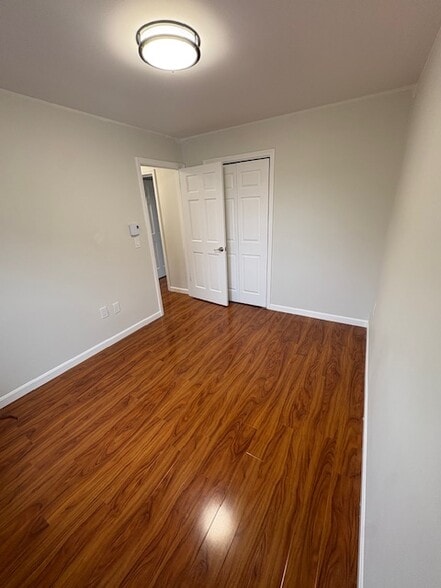 Building Photo - 33 Home St