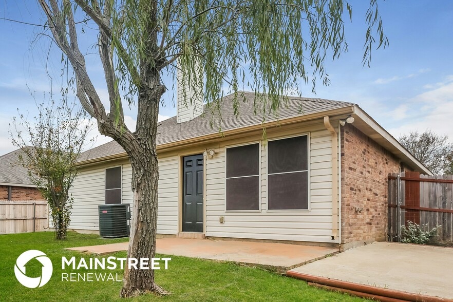 Building Photo - 1405 Krista Dr