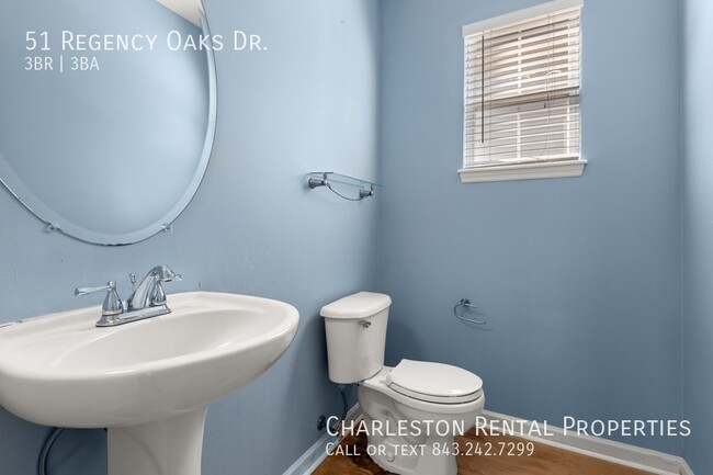 Building Photo - 51 Regency Oaks Dr