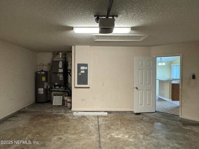 Building Photo - 11413 Jerry Adams Dr