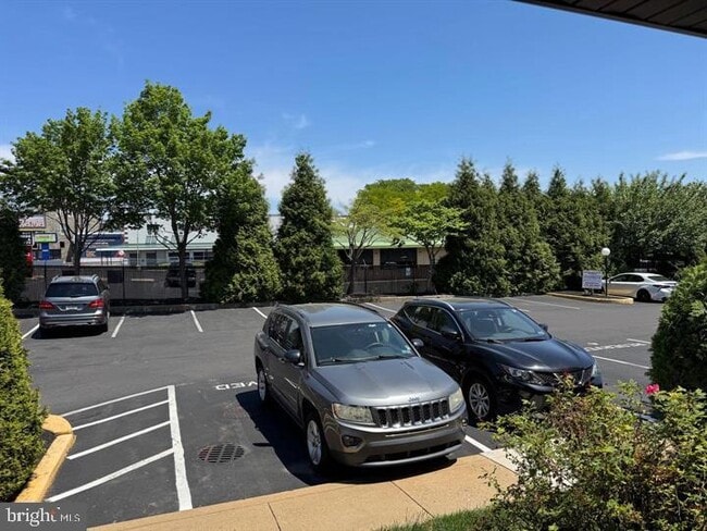 Building Photo - 10201 Bustleton Ave