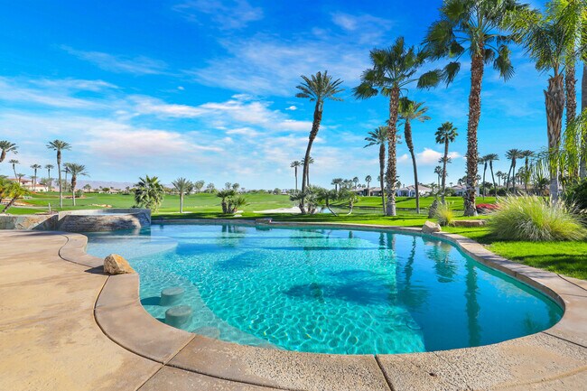 Building Photo - 51016 Marbella Ct