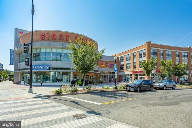 Building Photo - 3401 38th St NW